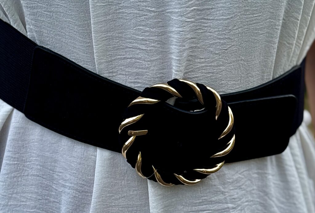 Ceinture noire femme détails dorés